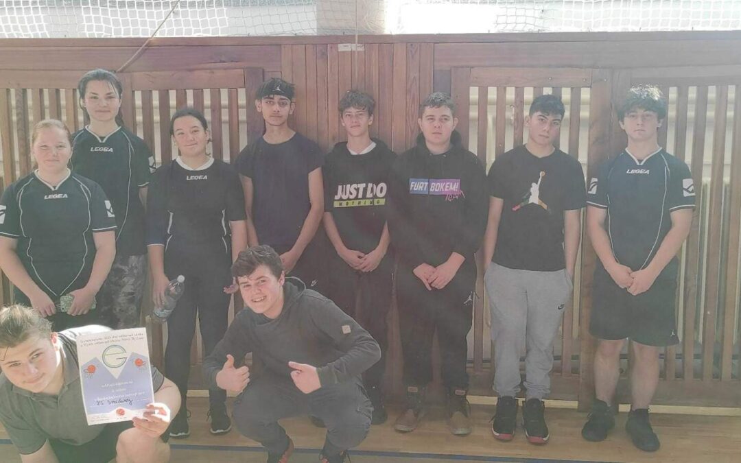 BASKETBAL